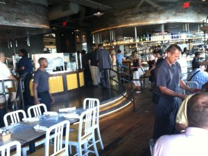 1st fl, showing the circular bar